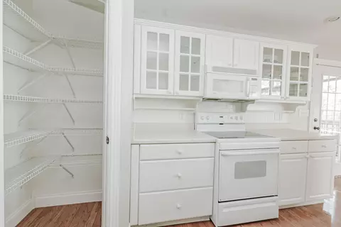Kitchen - 445 Whippoorwill Dr, Burnside, KY 42519 photo 5 of 5