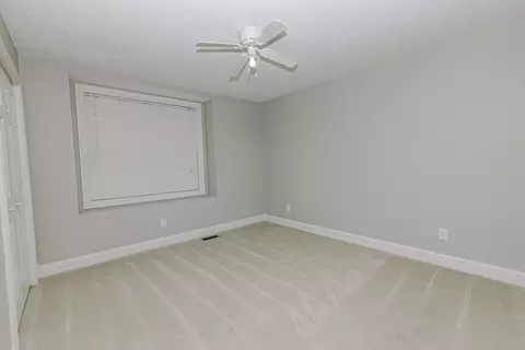 Bedroom - 445 Whippoorwill Dr, Burnside, KY 42519 photo 3 of 7
