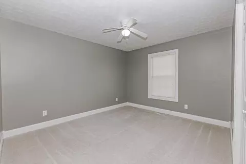 Bedroom - 445 Whippoorwill Dr, Burnside, KY 42519 photo 5 of 7