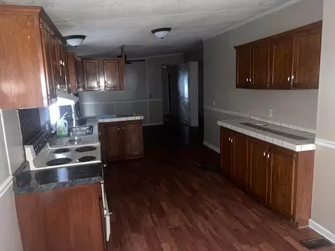 321 Gabriels Frk, Kimper, KY 41539 photo 5