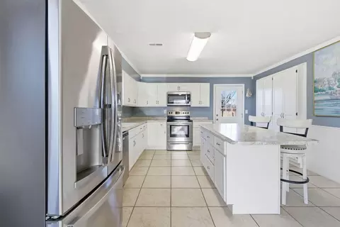Kitchen - 141 Farthing Ln, Waco, KY 40385 photo 1 of 5