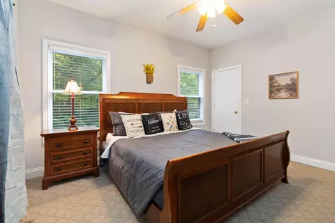 Bedroom - 620 Harmony Ln, Burnside, KY 42519 photo 3 of 15