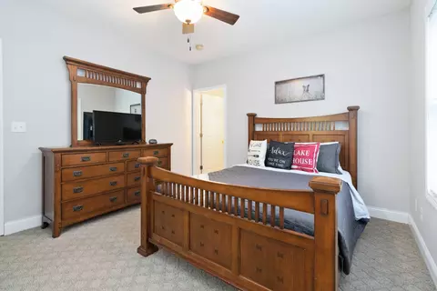 Bedroom - 620 Harmony Ln, Burnside, KY 42519 photo 11 of 15