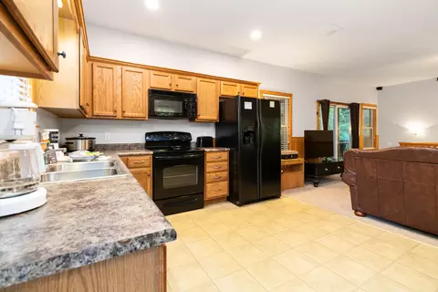 Kitchen - 620 Harmony Ln, Burnside, KY 42519 photo 2 of 3