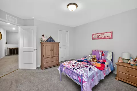 Bedroom - 108 Pinwheel Ct, Georgetown, KY 40324 photo 3 of 5