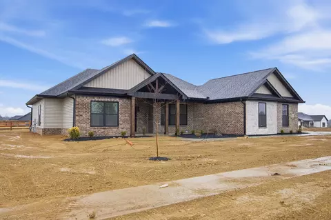 542 Chickasaw Dr, Richmond, KY 40475