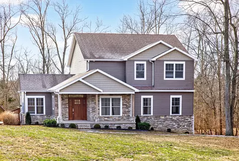 315 Lakeland Dr, Harrodsburg, KY 40330