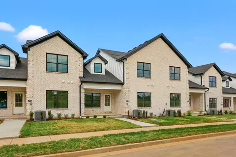 674 Hollow Creek Rd, Lexington, KY 40511