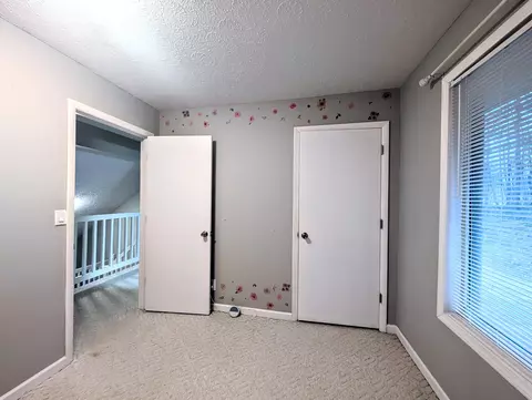 Bedroom - 71 Renee St, Corbin, KY 40701 photo 1 of 5