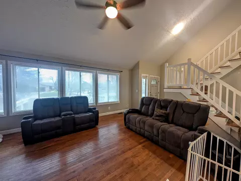 Living - 71 Renee St, Corbin, KY 40701 photo 1 of 4