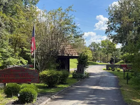 145 State Park Rd, Jamestown, KY 42629