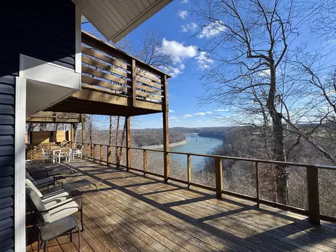 Exterior - 1254 Prather Dr, Nancy, KY 42544 photo 7 of 8