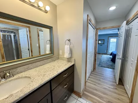 Bath - 1254 Prather Dr, Nancy, KY 42544 photo 3 of 4