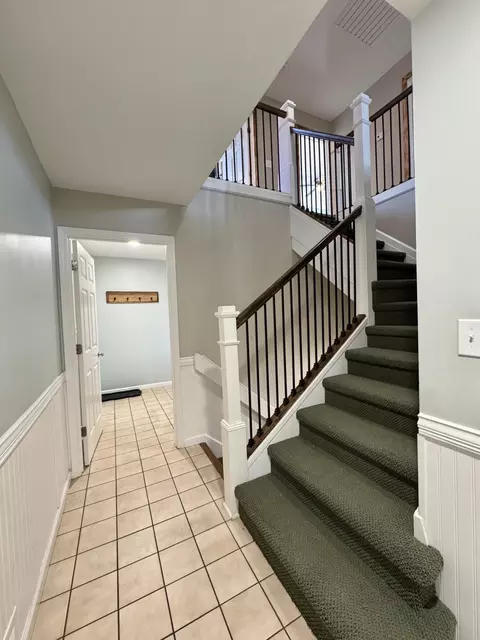 Entry Way - 1254 Prather Dr, Nancy, KY 42544 photo 1 of 3
