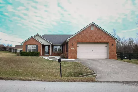 317 Lewis Dr, Richmond, KY 40475