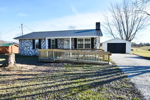 62 Hughes Fork Rd, Mckee, KY 40447