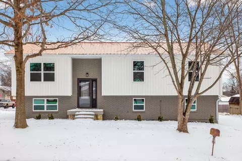 702 Kenway St, Berea, KY 40403