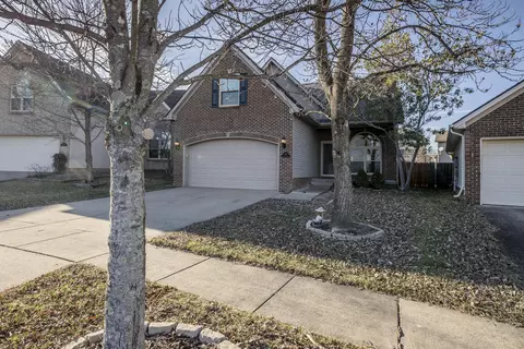 1181 Oatlands Park, Lexington, KY 40509
