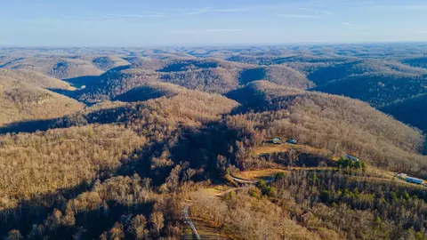 250 Plowman Dunn Rd, Irvine, KY 40336