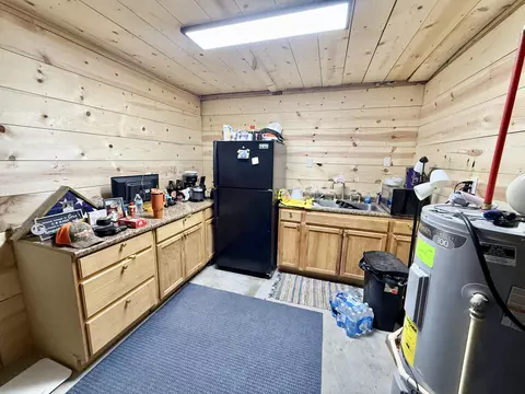 Kitchen - 283 Mcclendon Rd, Nancy, KY 42544 photo 1 of 1
