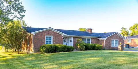 635 Reed Dr, Frankfort, KY 40601