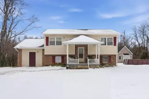 73 Courtland Ave, Berea, KY 40403