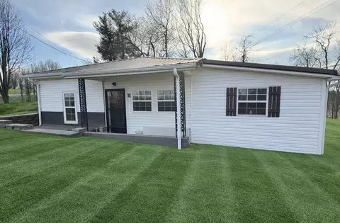 225 Shake Rag Rd, Waynesburg, KY 40489