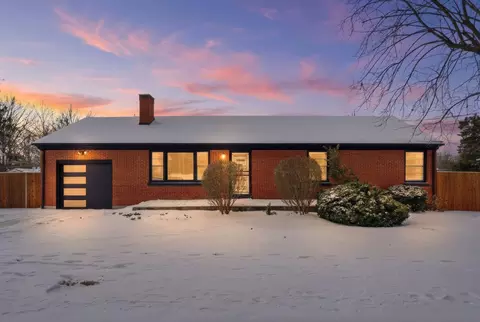 292 Rosemont Gdn, Lexington, KY 40503