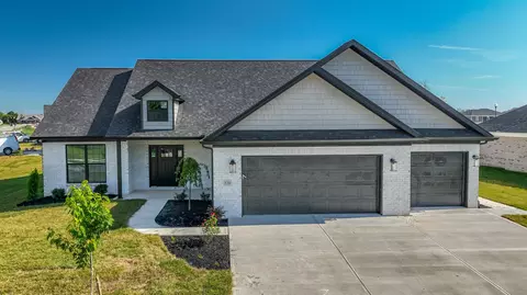 520 Chickasaw Dr, Richmond, KY 40475