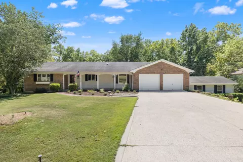 1025 Woodspoint Dr, Lawrenceburg, KY 40342