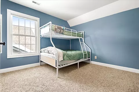 Bedroom - 551 Rogers Rd, Corbin, KY 40701 photo 4 of 10
