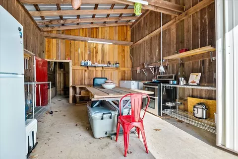 Kitchen - 551 Rogers Rd, Corbin, KY 40701 photo 5 of 5