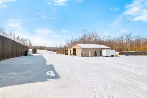 Exterior - 551 Rogers Rd, Corbin, KY 40701 photo 7 of 27