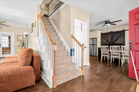 Entry Way - 551 Rogers Rd, Corbin, KY 40701 photo 5 of 11