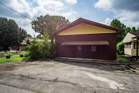 Exterior - 98 E Wyrick St, Corbin, KY 40701 photo 9 of 10