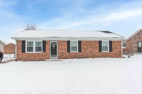 817 Hickory Hill Dr, Nicholasville, KY 40356