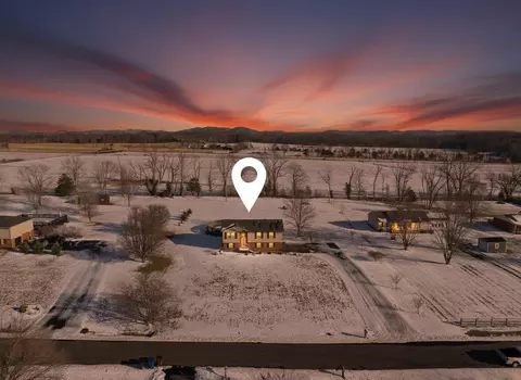 View/Area - 115 Cedar Dr, Berea, KY 40403 photo 2 of 3