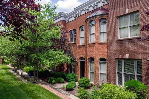 1021 Star Shoot Pkwy, Lexington, KY 40509