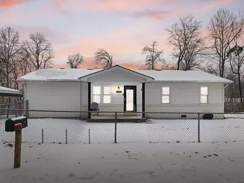 1092 Pilgrims Rest Rd, Mckee, KY 40447