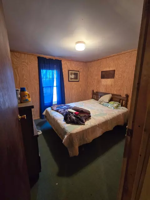 Bedroom - 100 Fieldside Dr, Nancy, KY 42544 photo 3 of 3
