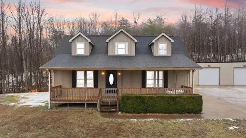 118 Gene Jones Rd, Stearns, KY 42647