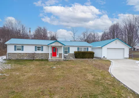 100 Dogwood Ln, Lily, KY 40740