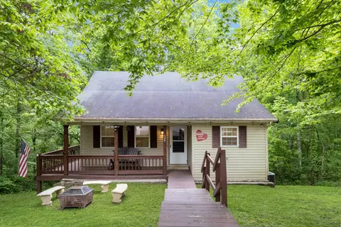 460 Roberts Bend Rd, Burnside, KY 42519