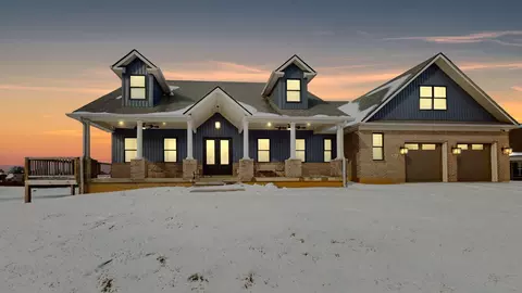 2025 Elmwood Dr, Versailles, KY 40383