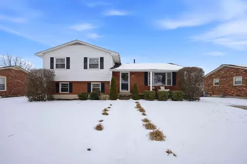 Exterior - 216 Paddock Dr, Versailles, KY 40383 photo 10 of 12
