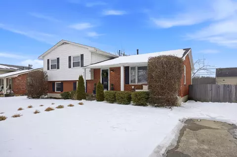 Exterior - 216 Paddock Dr, Versailles, KY 40383 photo 11 of 12