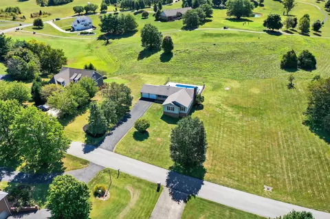 110 Old Bridge Rd, Danville, KY 40422