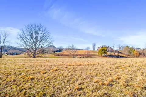 53 Oakwood Dr, London, KY 40744