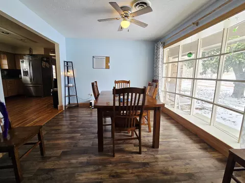 Dining - 3125 Old Bull Rd, Eubank, KY 42567 photo 1 of 2