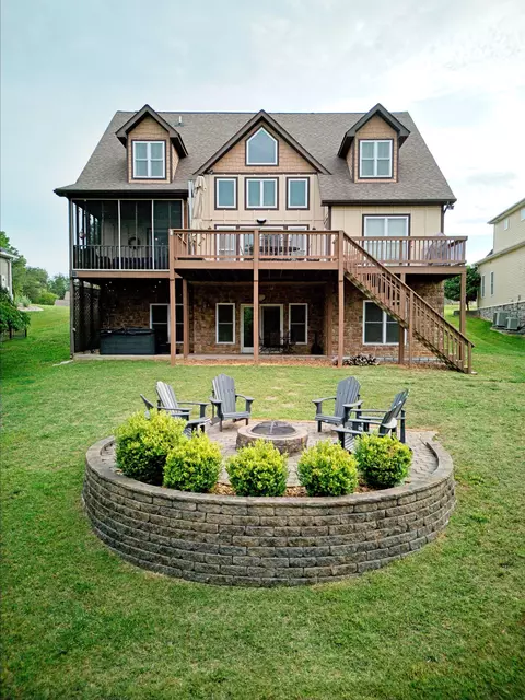 155 W Canterbury, Bronston, KY 42518